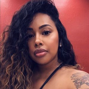 Meet your Posher, Stefanie